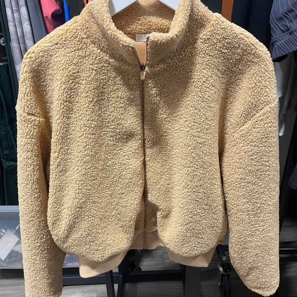 COPY - Beyond Yoga Sherpa Zip Up